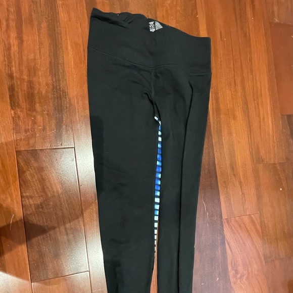 Victoria’s Secret Leggings - Picture 2 of 4